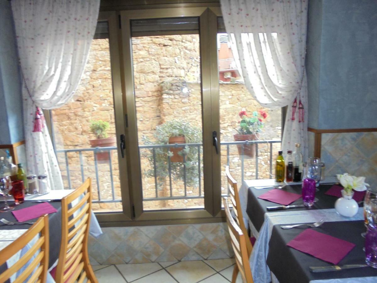 Estudios Casa Lola De Talarn Exterior photo